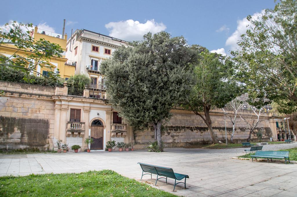 Palazzo Trinacria Apartment Palermo Bagian luar foto